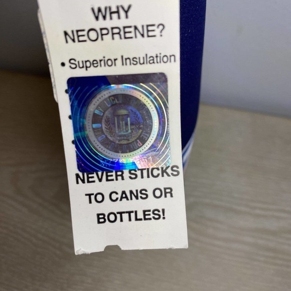 Arizona Wildcats NCAA Stand up zip Beer Koozie / Coozy /‎ Cooler New with Tag! - Picture 4 of 5